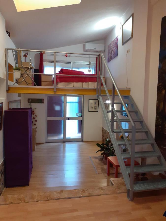 Loft Centrico Y Confortable Jerez de la Frontera Luaran gambar